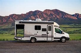 RV Dealers, Camping